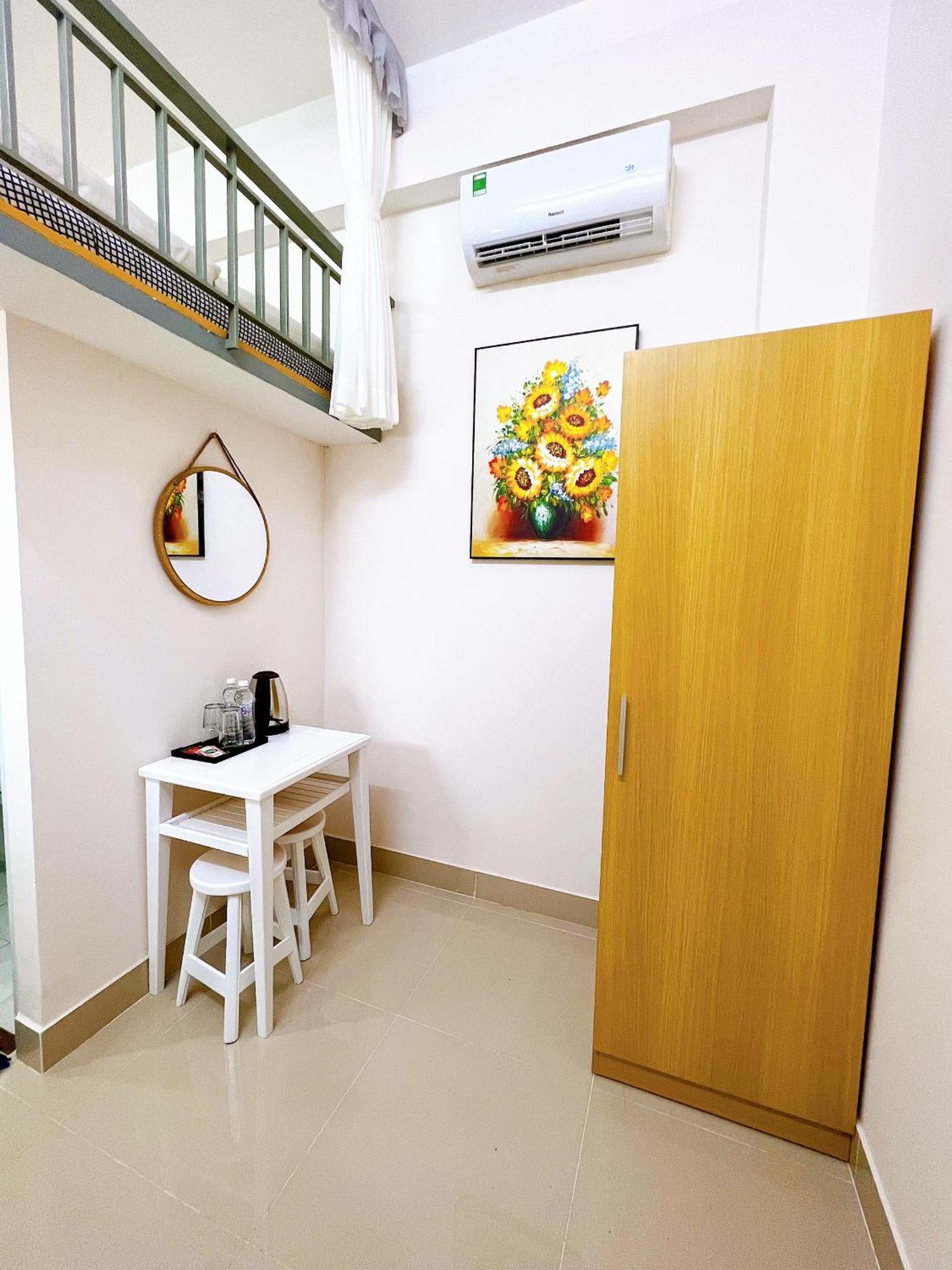Lucky Hotel Apartment ホーチミン市 エクステリア 写真